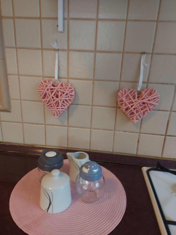 Lara Apartman Debrecen Eksteriør bilde