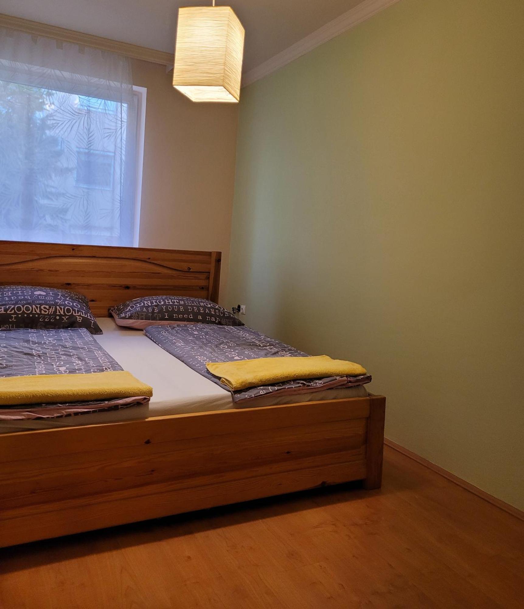 Lara Apartman Debrecen Rom bilde